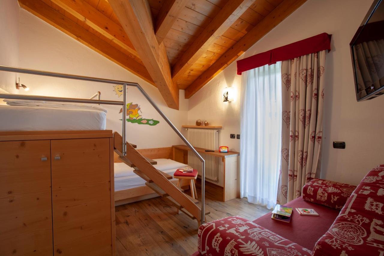 Resort Dolce Casa - Family & Spa Hotel Moena Dış mekan fotoğraf