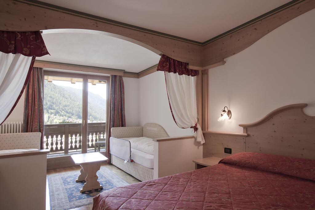 Resort Dolce Casa - Family & Spa Hotel Moena Oda fotoğraf